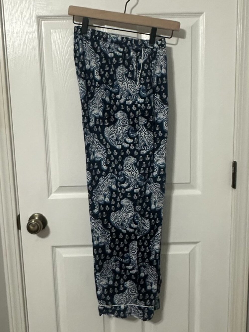 Printfresh Long Pajama Pants in Tiger Queen, Navy, Size Medium